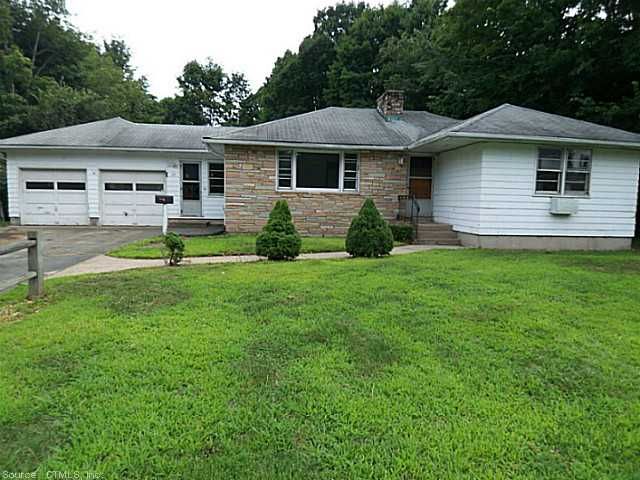 29 Maple Ave, Bristol, CT 06010