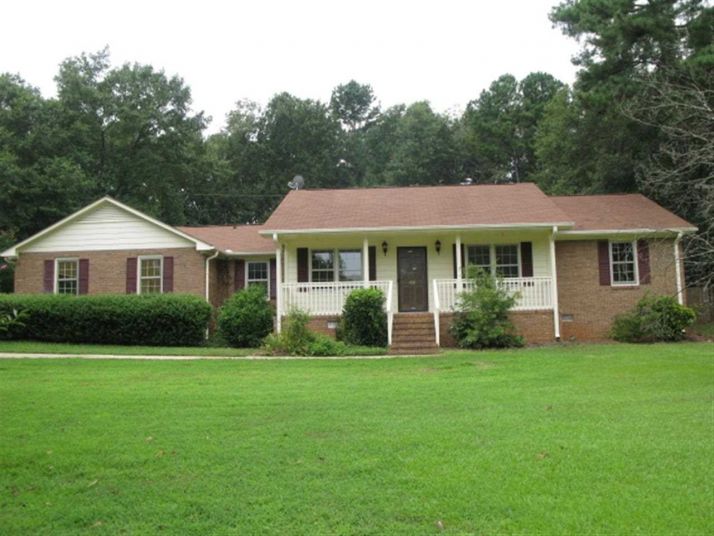 109 Coachman, Anderson, SC 29625