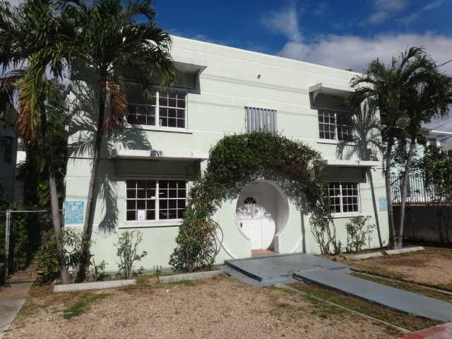 7820 Abbott Ave, Miami Beach, FL 33141