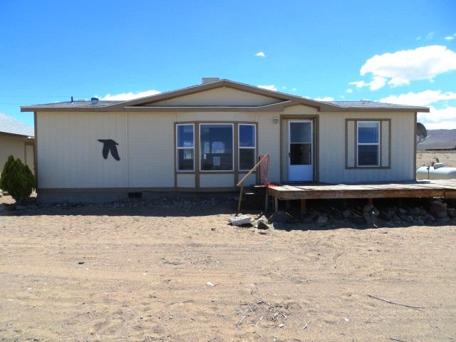 18 Shirley Lane, Yerington, NV 89447