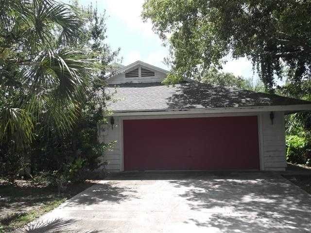 2622 Constitution Blvd, Sarasota, FL 34231