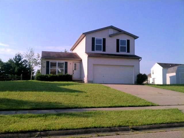 3322 Whispering Trees Dr, Amelia, OH 45102