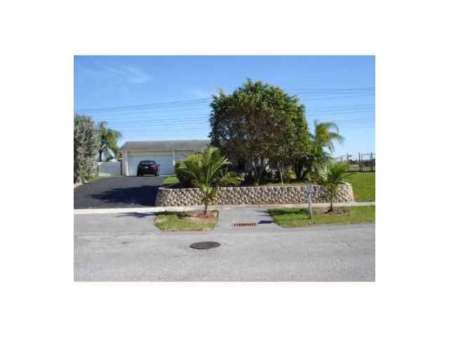 26041 SW 130 AV, Homestead, FL 33032