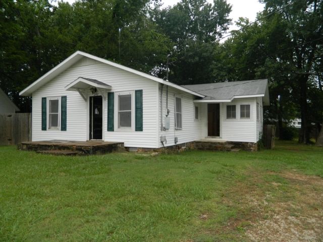 272 W Wilson St, Fayetteville, AR 72701