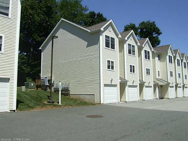 527 W Thames St # A10, Norwich, CT 06360