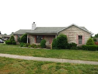 10511 Charleswood Rd, Louisville, KY 40229