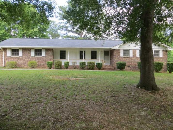 2652 Abington Dr, Snellville, GA 30078