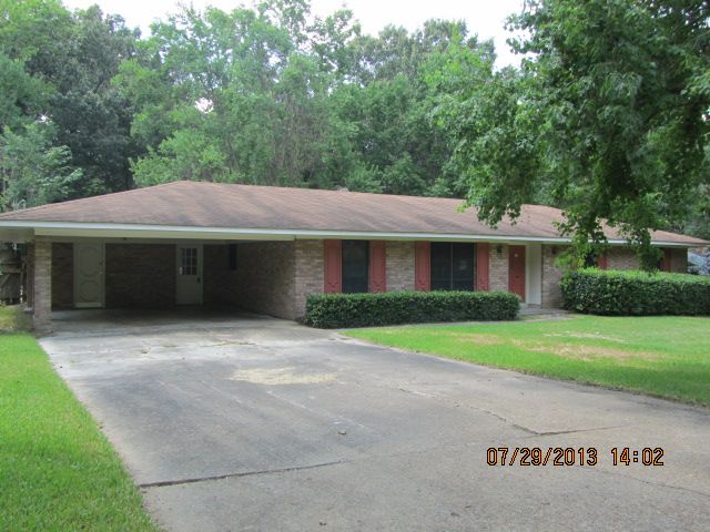 713 Pinehurst St, Clinton, MS 39056