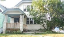 2202 W Vienna Ave Milwaukee, WI 53206