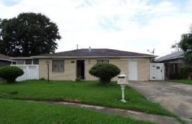 1900 Hugh Drive, Harvey, LA 70058