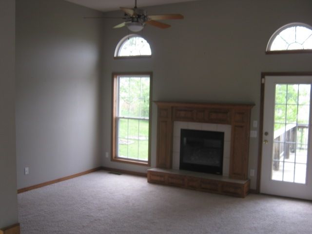4218 W 25th Pl, Joplin, MO 64804