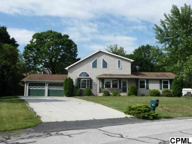 1791 Cessna St, Carlisle, PA 17013