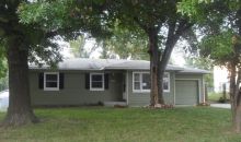 820 SE 37th St Topeka, KS 66605