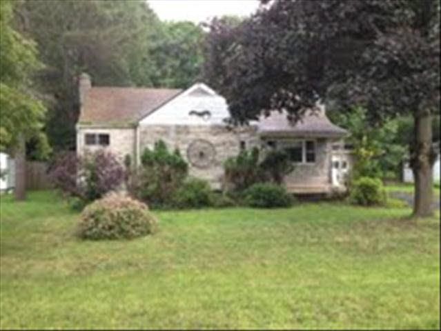 14 Henmond Blvd, Poughkeepsie, NY 12603