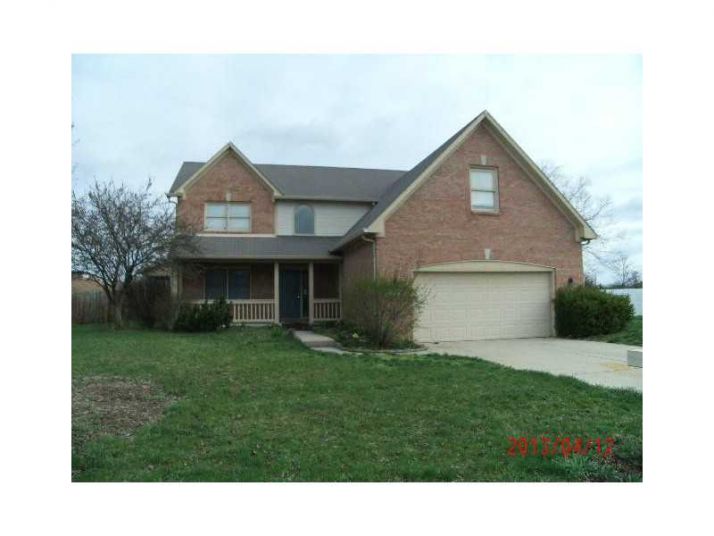 1014 Fallway Dr, Shelbyville, IN 46176