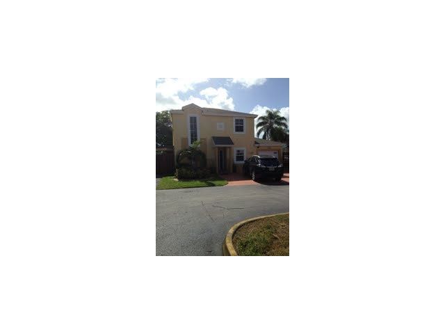 14832 SW 90 TE, Miami, FL 33196