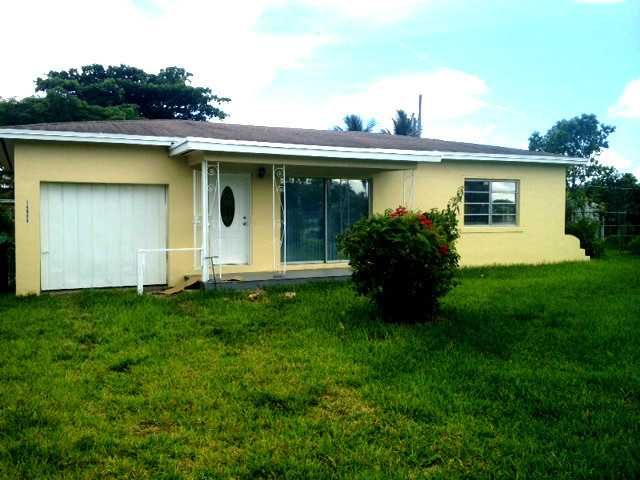 14945 GARDEN, Miami, FL 33168