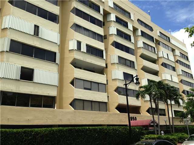 2950 SW 3 AV # 5E, Miami, FL 33129