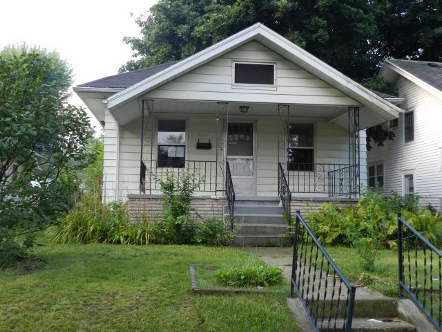 910 E Fox Street, South Bend, IN 46613