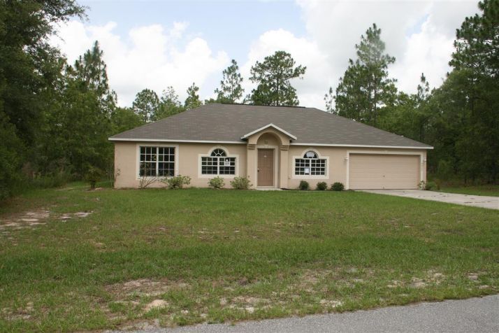 9880 N Fairy Lilly Dr, Dunnellon, FL 34433