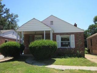 7032 Lillian Ave, Saint Louis, MO 63121