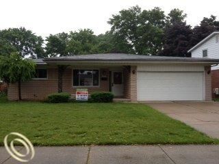 3429 Winterfield Dr, Warren, MI 48092