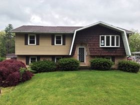 3556 Mountain Road, Slatington, PA 18080