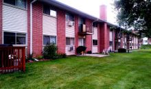 690 Marilyn Ave Apt 104 Glendale Heights, IL 60139