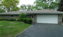 1221 Oakwood Manor D Hubertus, WI 53033