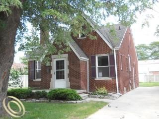 1833 18th St, Wyandotte, MI 48192