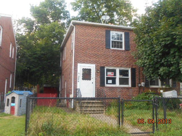 244 Hobart Ave, Trenton, NJ 08629