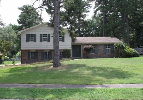 606 Park Terrace Dr, White Hall, AR 71602