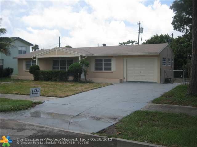 725 SUNSET DR, Lake Worth, FL 33461