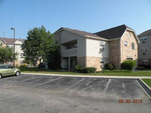 1490 Spring Brook Ct Unit 2a, Round Lake, IL 60073