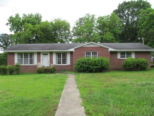 217 Market St, Water Valley, MS 38965