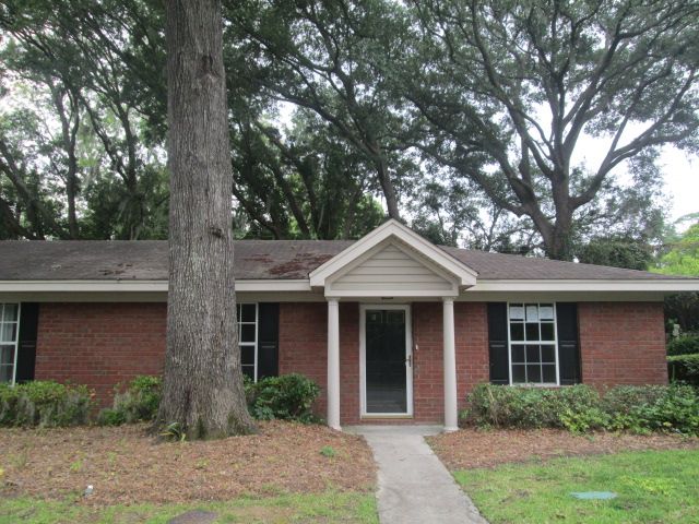 211 Edgewater Road Apt D, Savannah, GA 31406