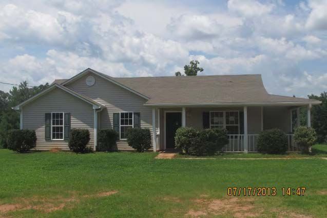 10 Hunters Trace, Covington, GA 30016