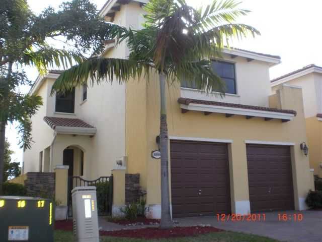 8898 Sw 229th St, Miami, FL 33190