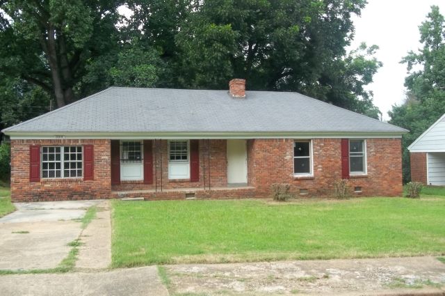 1700 Paullus Ave, Memphis, TN 38127