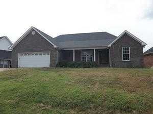 35 Maplewood Dr, Clanton, AL 35045