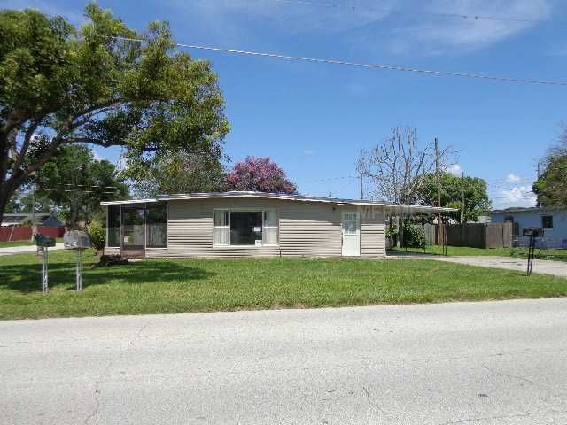 901 Columbia Ave, Saint Cloud, FL 34769