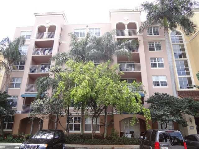 19501 E Country Club Dr # 9106, Miami, FL 33180