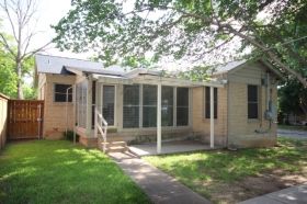 2512 Yucca Ave, Fort Worth, TX 76111