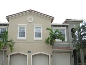 4921 Bonsai Cir Apt 203, Palm Beach Gardens, FL 33418