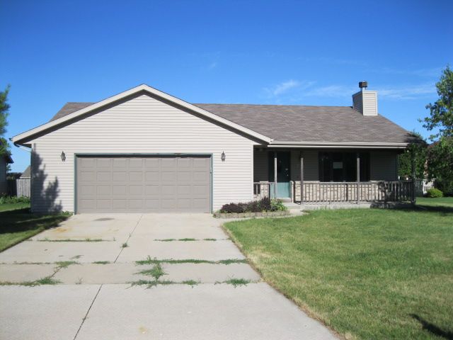 2531 N Wuthering Hi, Janesville, WI 53546