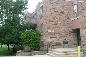 1813 Hemlock Pl Apt 207, Schaumburg, IL 60173