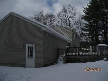 2 Pond View Dr, Litchfield, NH 03052