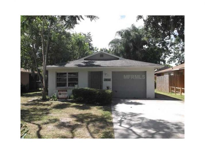 2932 Edgewood Ln, Sarasota, FL 34231