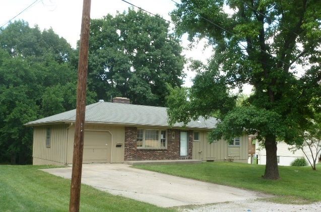 5212 Osage Ave, Kansas City, KS 66106