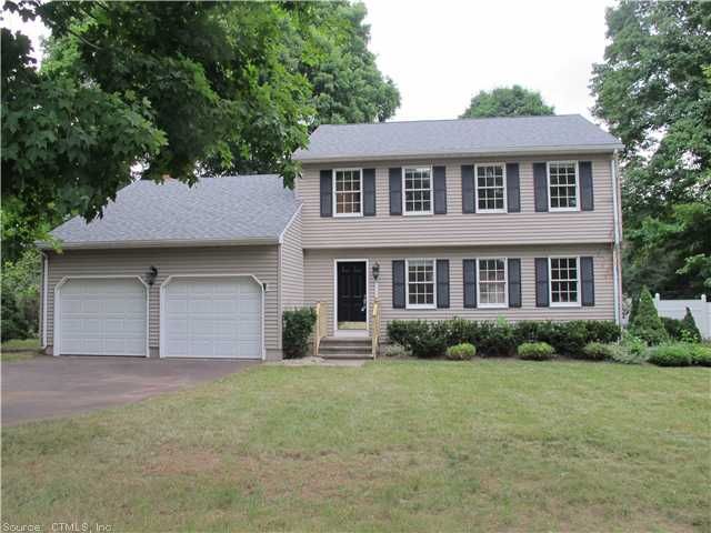 140 Hilltop Farms Ln, East Hartford, CT 06118